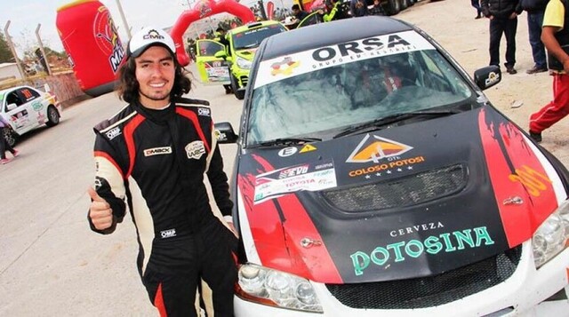 Noble gesto de un campeón nacional de automovilismo