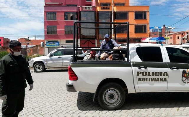 Caen cavando fosa para entierro clandestino
