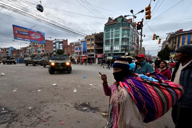 Desde el 21 de abril bolivianos varados dentro del país podrán solicitar el regreso a sus municipios