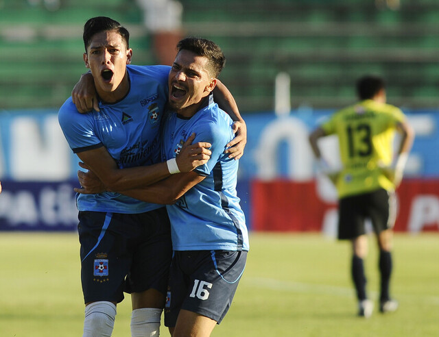 Jugadores de Blooming esperan por salarios