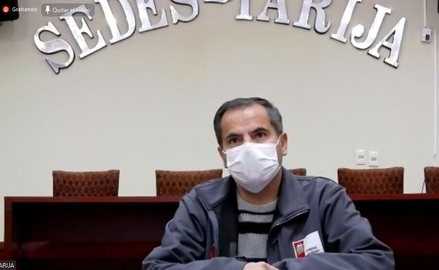 Navajas señala que quedan pruebas para 25 días y que las regiones comprarán los reactivos