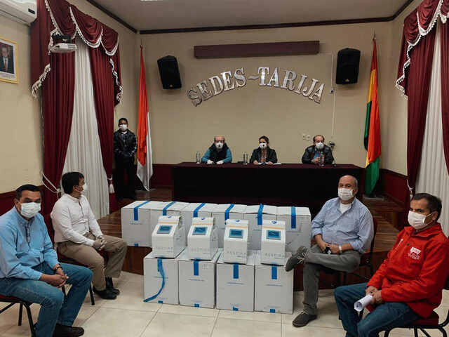 Áñez entrega a Tarija la mitad de los ítems de salud prometidos en abril