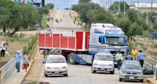 Cuarentena, transportistas amenazan con iniciar bloqueos