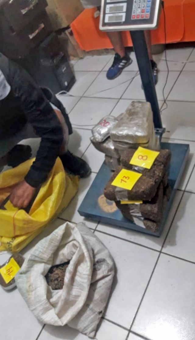 En Villa Montes dan detención preventiva a sujeto capturado con 18 kilos de marihuana
