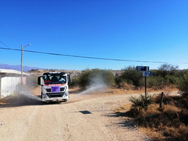 Al día, la hidrobarredora desinfecta 30 kilómetros
