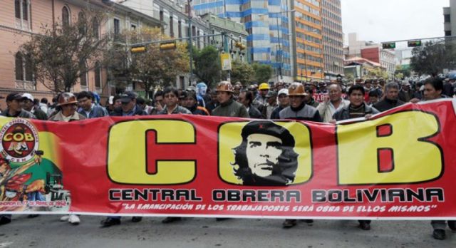 Ampliado de la COB resuelve convocar a movilizaciones en todo el país