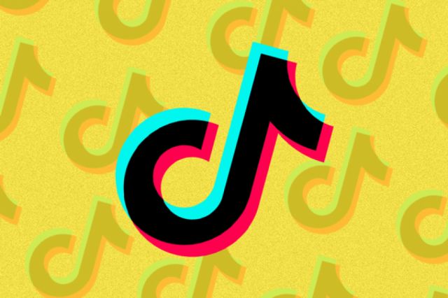 TikTok se va de Hong Kong y las tecnológicas de EEUU suspenden la entrega de datos al Gobierno