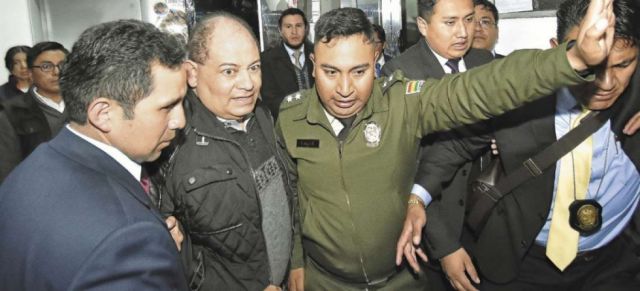 Confirman que exministro Romero tiene Covid-19