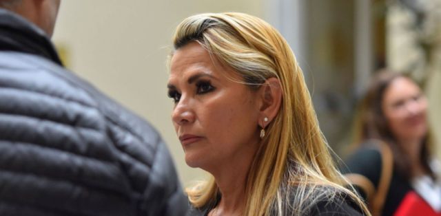 Áñez instruye acelerar el Plan de Empleo