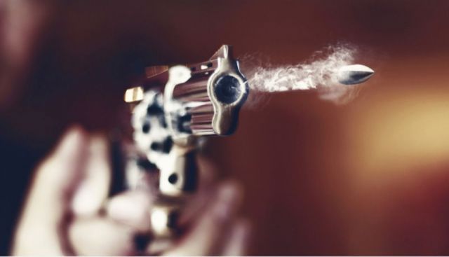 Cae un sujeto que intentó  matar a disparos a esposa