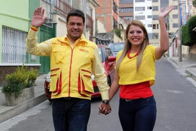Alcalde Revilla y su esposa dan positivo a Covid-19