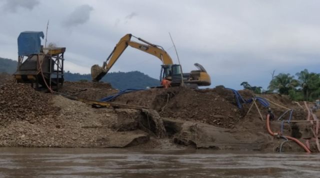 Extracción minera afecta  a indígenas del Amazonas 