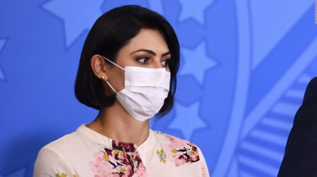 La esposa de Bolsonaro da positivo a Covid-19