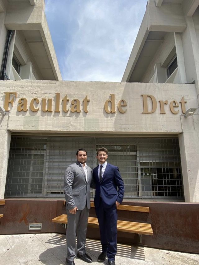 Tarija: Dos acreedores a la "Beca Futuro" se graduaron en la Universidad de Barcelona 