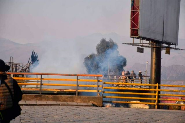 Policía intervino bloqueo en El Alto