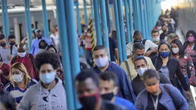 Casos de coronavirus en EEUU superan marca de 5 millones