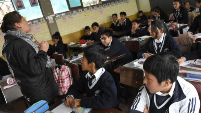 Sala Constitucional: Fallo no dispone vuelta a clases presenciales