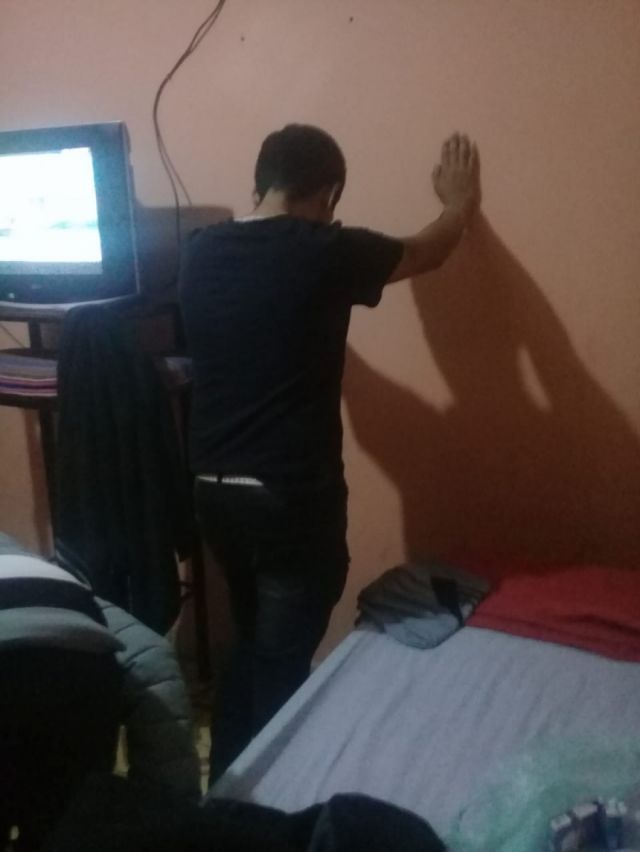 FELCN encontró a huéspedes de un hostal de Tarija en posesión de cocaína