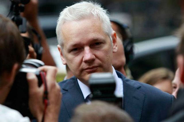 Reinicia juicio de extradición de Assange a EEUU