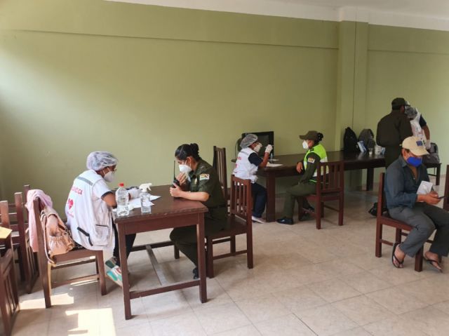 Someten a control médico a la totalidad de policías en Tarija 