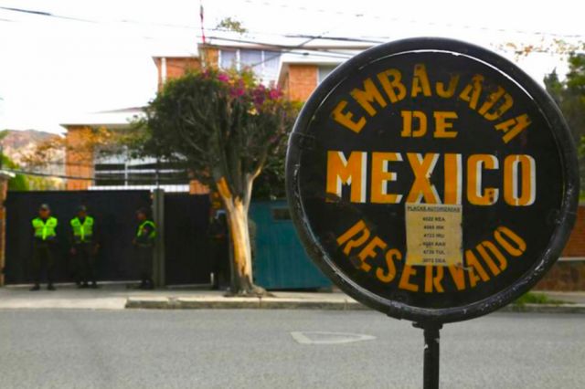 Los exministros asilados declararán por Senkata