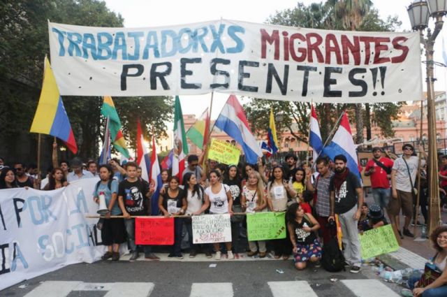 Los migrantes y las remesas  durante la pandemia de Covid