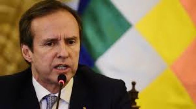 Tuto: “Conmigo tienen un presidente de cinco años, se salva la economía y no vuelve la tiranía”