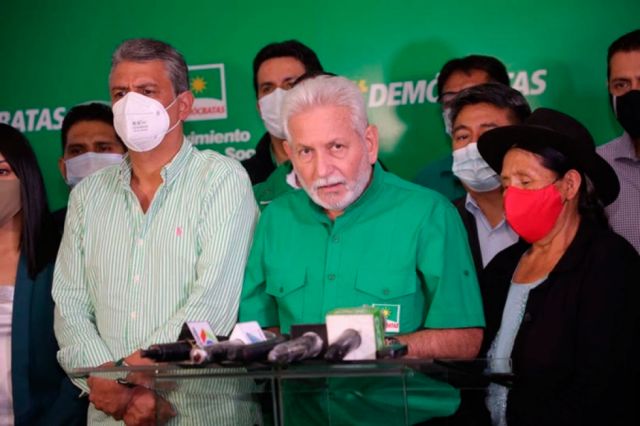 Demócratas llaman a impedir el retorno del MAS al poder