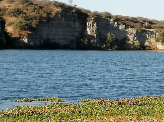 El colorido Lago San Jacinto 