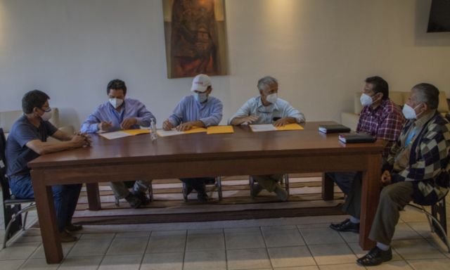 Alcaldía y Cosaalt acuerdan limpieza de las alcantarillas de Tarija 