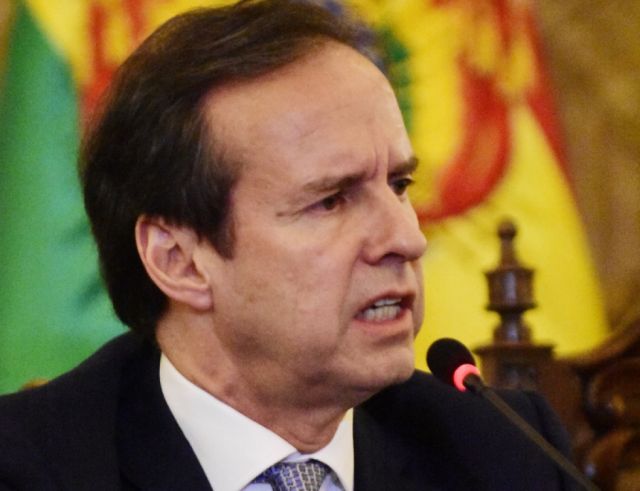"Tuto" Quiroga y María de la Cruz Bayá continúan en carrera electoral