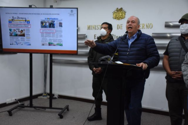 Ministro Murillo en conferencia de prensa
