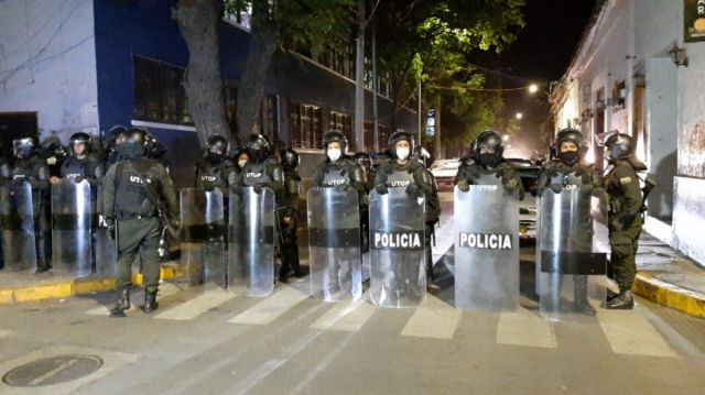 Cerca de 500 policías realizan patrullaje nocturno en Tarija