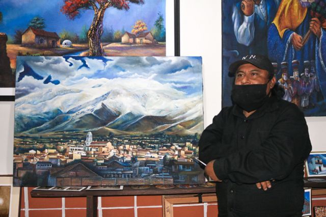 Fernando Guzmán, presenta  su obra “Trasluz en Tarija”.