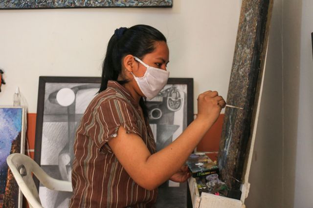 Phacsy Aymara: “pintar es observar el medio en el que vivimos”