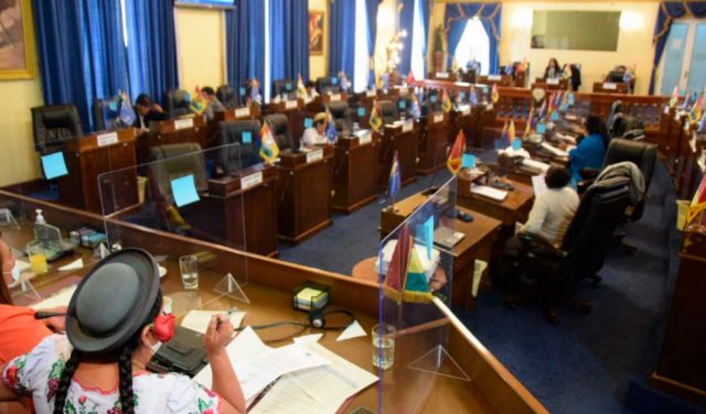 MAS en el Senado elimina los dos tercios para 11 decisiones, incluyendo los ascensos