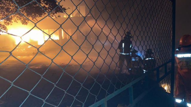 Controlan incendio en depósitos de YPFB de Santa Cruz