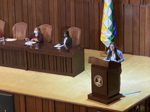 Copa se despide del Senado con lágrimas