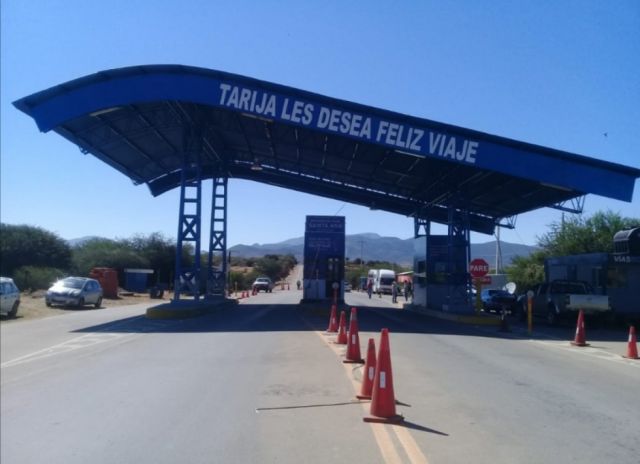 Quiso llevar a su hijo a Chile y fue aprehendido 