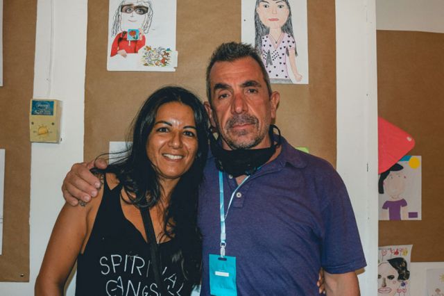 La artista Cecilia Ruiz Angeletti junto al gestor cultural de Casa Creart, Fabio Sergio Cruz.