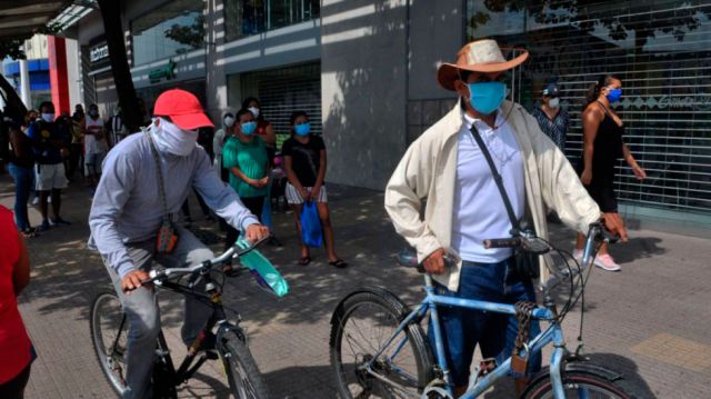 Coronavirus crece a ritmo "vertiginoso" en América