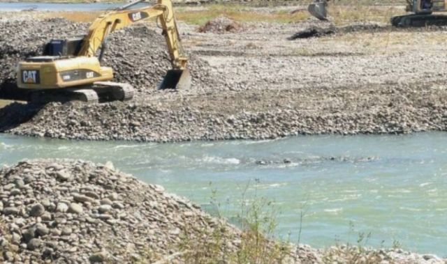 Fejuve: Vecinos de Cercado-Tarija consumen agua de las quebradas