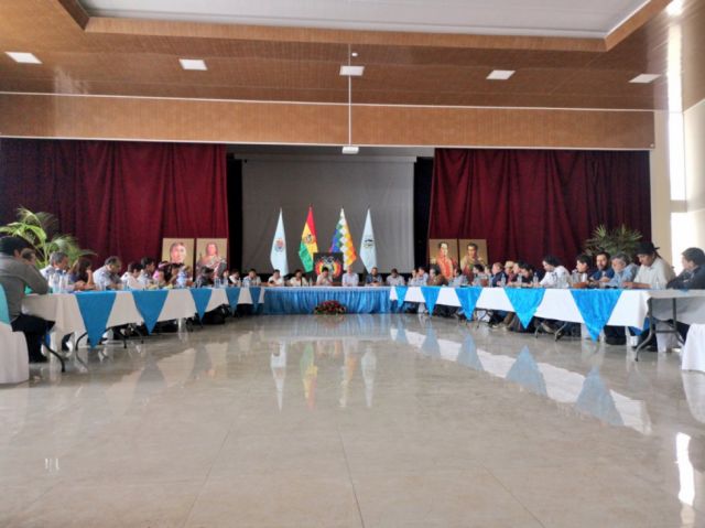 Rumbo al 7M: De los vacíos del MAS Tarija al “socio” de Montes