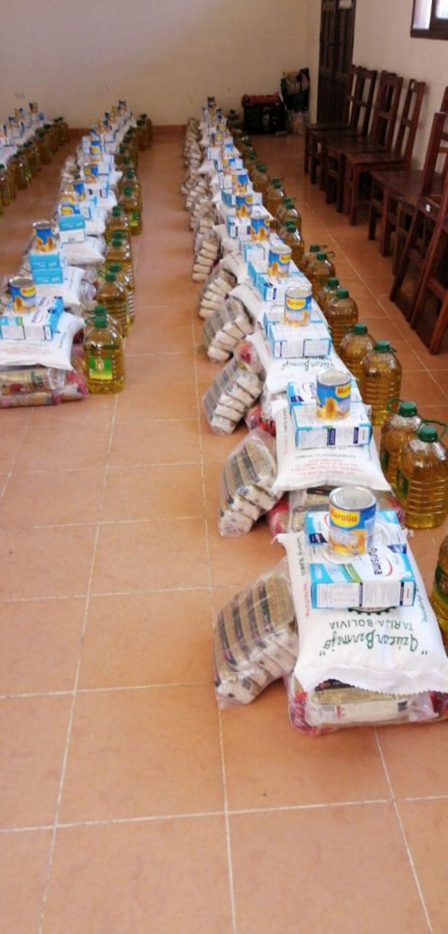 Padcaya gastó su bono escolar en leche de contrabando 