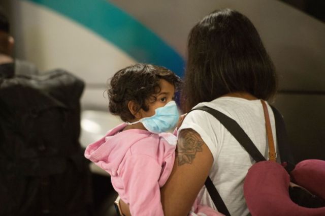 “Atrapadas” e “invisibles”, el  peso del Covid sobre las mujeres 