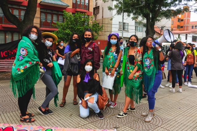 Las miembros del colectivo feminista  “Mochas Copleras”.