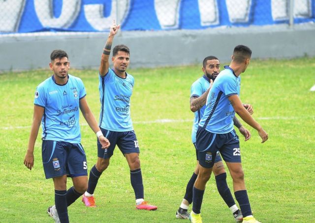 Blooming anota el triunfo en la recta final 