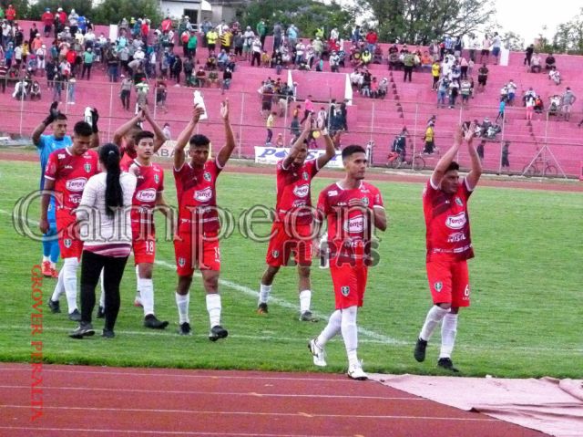 Tomayapo llega con anticipación a  Oruro para enfrentar a Huanuni