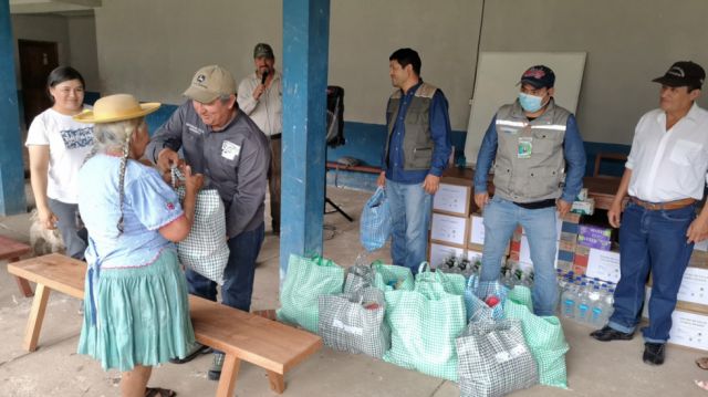 Organizaciones entregan alimentos en Tariquía 