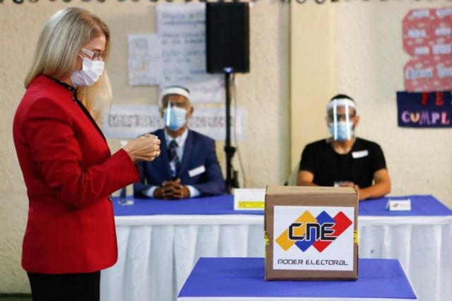 Destacan tranquila jornada de votación en Venezuela 
